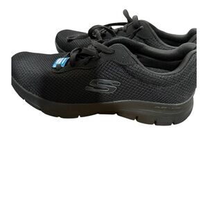 NWOB Skechers Womens Flex Appeal 3.0 13070W Black Running Shoes Sneakers Size 6